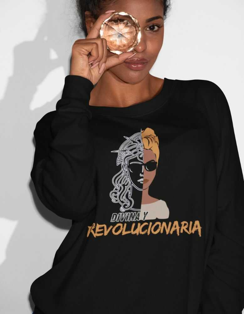 Divina y revolucionaria: poder en cada hilo